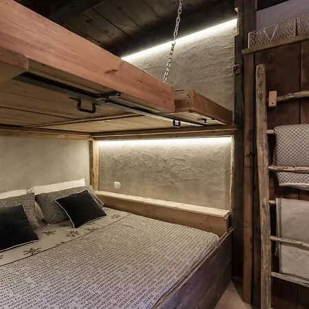 La Meison Des Marronniers Cir 0016 * 萨伊恩特-雷米-恩-博塞斯